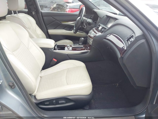 44560157 :رقم المزاد ، JN1BY1AR7HM770241 vin ، 2017 Infiniti Q70 3.7x مزاد بيع