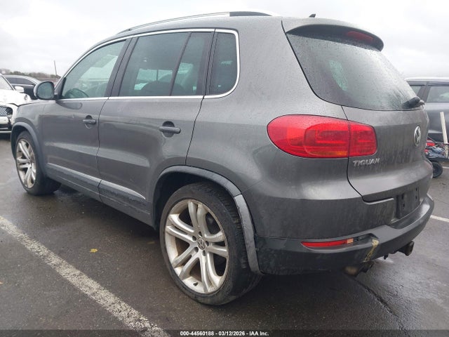 2012 VOLKSWAGEN TIGUAN WVGBV7AX9CW000641 Photo 2