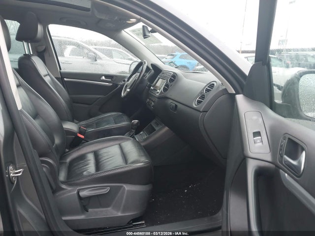 2012 VOLKSWAGEN TIGUAN WVGBV7AX9CW000641 Photo 4