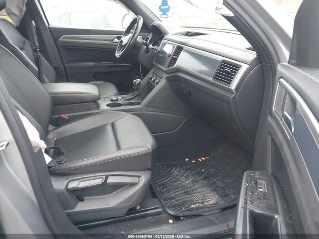 44560194 :رقم المزاد ، 1V26E2CA9LC228253 vin ، 2020 Volkswagen Atlas Cross Sport 3.6l V6 Se W/technology/3.6l V6 Se W/technology R-line مزاد بيع