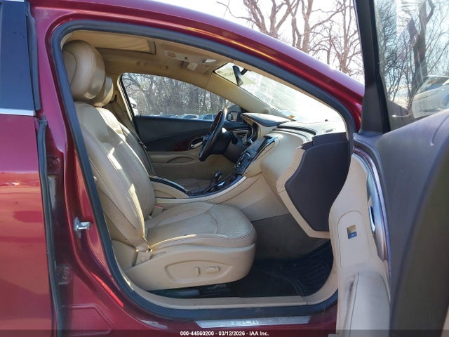 44560200 :رقم المزاد ، 1G4GE5GV8AF165335 vin ، 2010 Buick Lacrosse Cxs مزاد بيع