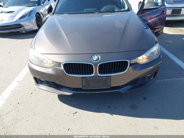 Продажа на аукционе авто 2012 Bmw 328i, vin: WBA3C1C59CF430240, номер лота: 44560219