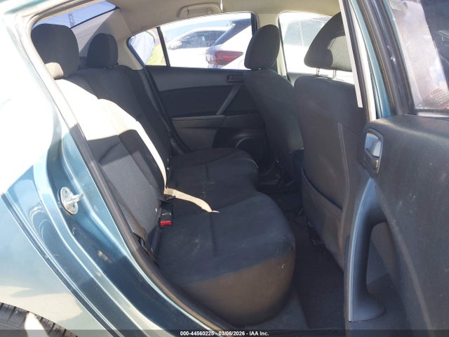 44560225 :رقم المزاد ، JM1BL1UG5B1457882 vin ، 2011 Mazda Mazda3 I Sport مزاد بيع