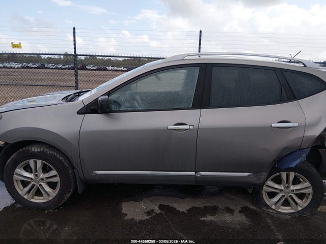 JN8AS5MT6FW674776 Nissan Rogue Select S