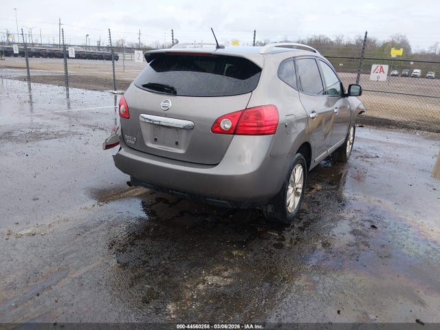 JN8AS5MT6FW674776 Nissan Rogue Select S