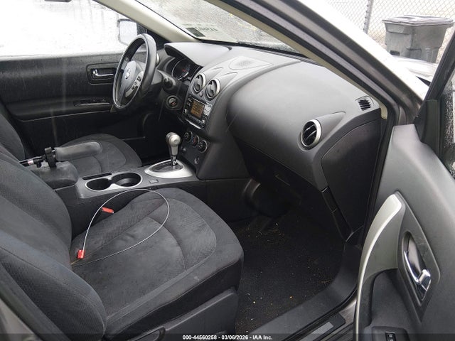 JN8AS5MT6FW674776 Nissan Rogue Select S