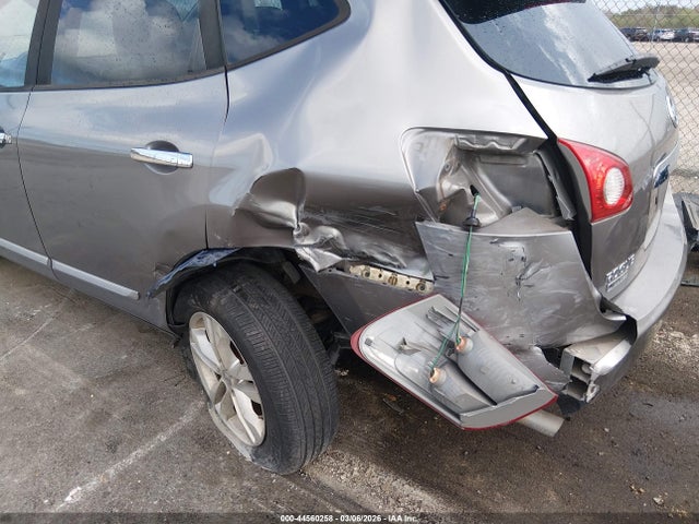 JN8AS5MT6FW674776 Nissan Rogue Select S