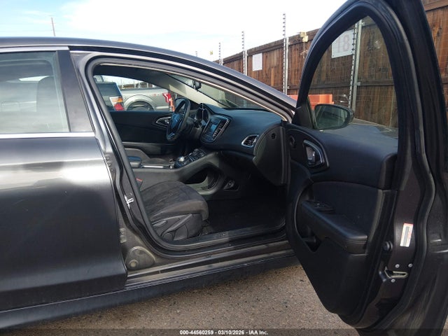 1C3CCCAB9GN167951 Chrysler 200 Limited