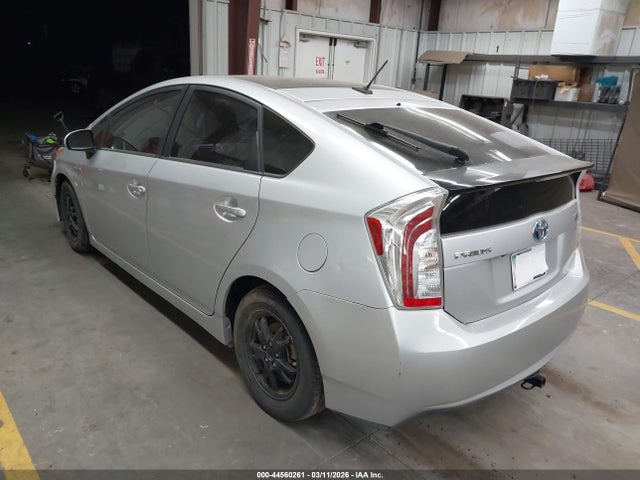 Toyota Prius Three 2015 JTDKN3DUXF0416879 Image 3