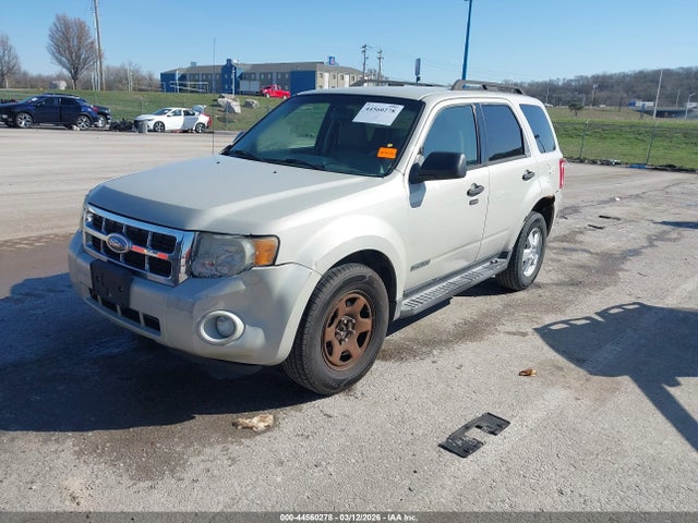 2008 Ford Escape Xlt მანქანა იყიდება აუქციონზე, vin: 1FMCU93Z38KC26366, აუქციონის ნომერი: 44560278