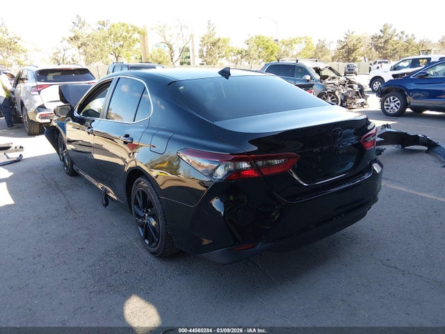 4T1R11AK5NU649668 Toyota CAMRY LE