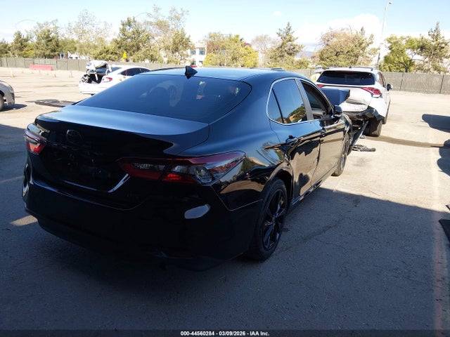 4T1R11AK5NU649668 Toyota CAMRY LE