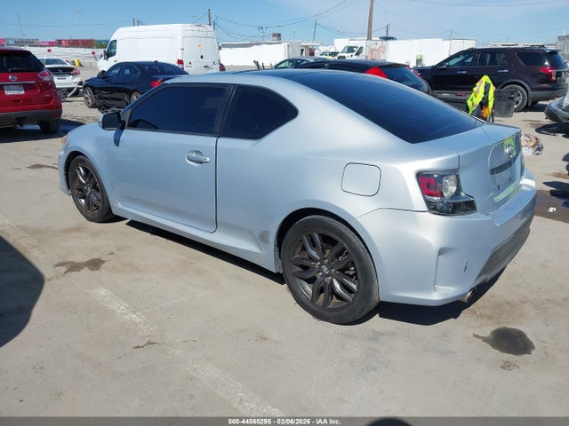 Scion Tc 10 Series 2014 JTKJF5C7XE3068166 Image 3