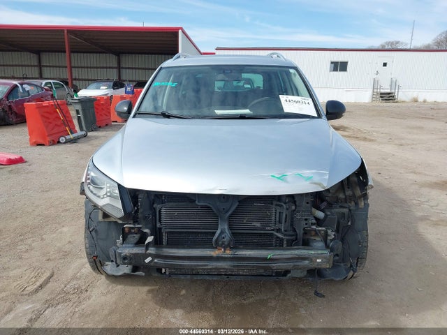 Aukcja sprzedaży 2017 Volkswagen Tiguan 2.0t Sport, vin: WVGUV7AX7HK017784, numer aukcji: 44560314