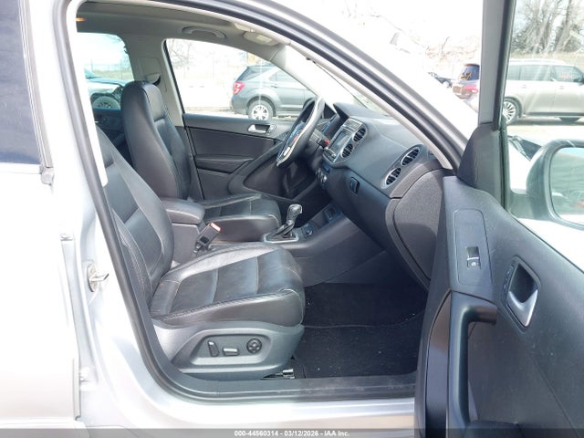 Aukcja sprzedaży 2017 Volkswagen Tiguan 2.0t Sport, vin: WVGUV7AX7HK017784, numer aukcji: 44560314