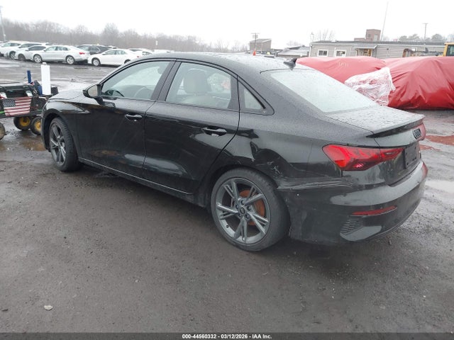 2024 Audi A3 Premium 40 Tfsi Quattro S Tronic მანქანა იყიდება აუქციონზე, vin: WAUGUDGY6RA025284, აუქციონის ნომერი: 44560332