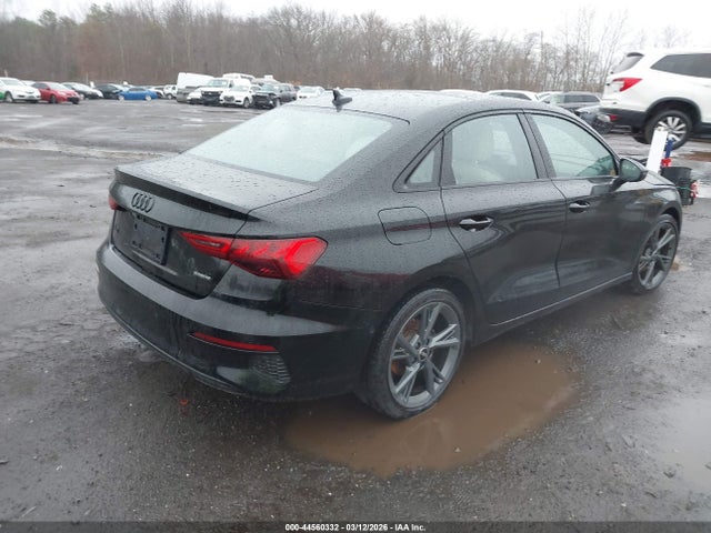 2024 Audi A3 Premium 40 Tfsi Quattro S Tronic მანქანა იყიდება აუქციონზე, vin: WAUGUDGY6RA025284, აუქციონის ნომერი: 44560332