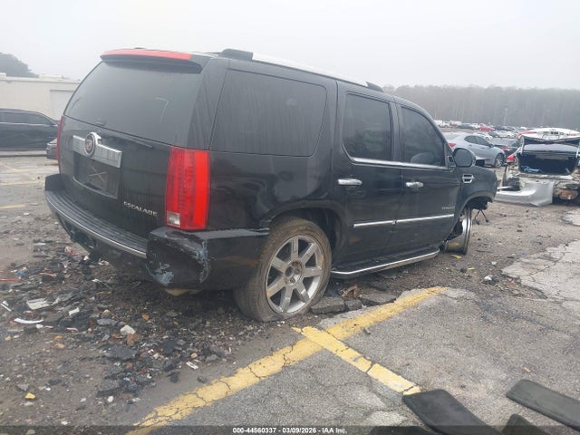 2013 CADILLAC ESCALADE 1GYS3BEF5DR205432 Photo 3
