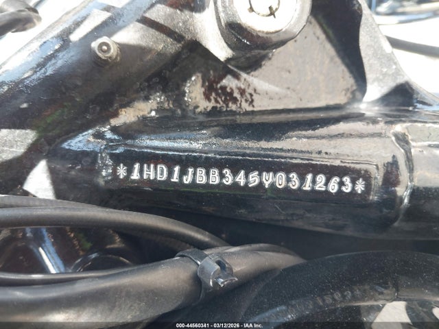 2005 HARLEY-DAVIDSON FXSTDI 1HD1JBB345Y031263 Photo 9