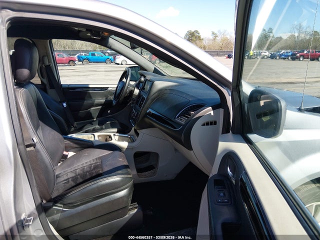 Продаж на аукціоні авто 2018 Dodge Grand Caravan Sxt, vin: 2C4RDGCG7JR360533, номер лоту: 44560357