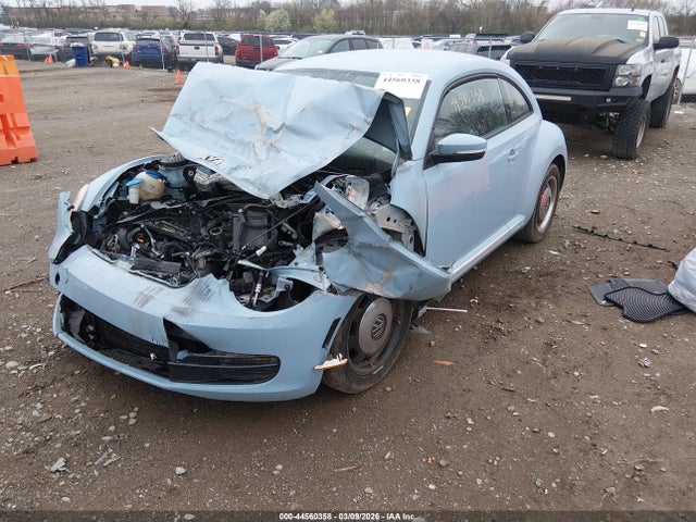 2013 VOLKSWAGEN BEETLE 3VWJX7AT8DM640037 Photo 1