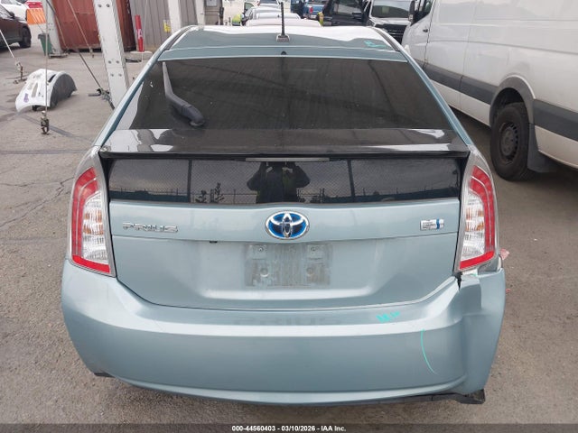 Toyota Prius Three 2014 JTDKN3DU1E1805046 Image 16