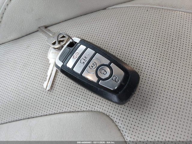 Ford Fusion Titanium 2018 3FA6P0D96JR205702 Image 11