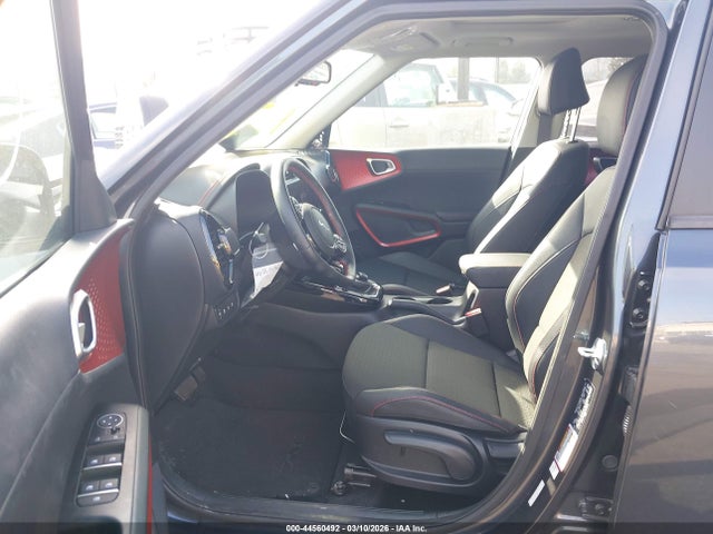 KNDJ53AU7P7891639 KIA Soul Gt-line