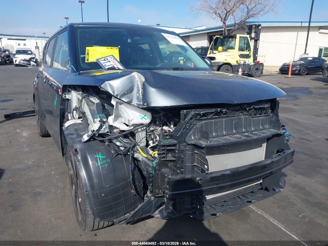 KNDJ53AU7P7891639 KIA Soul Gt-line