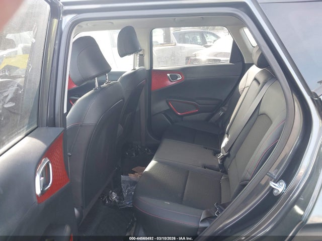 KNDJ53AU7P7891639 KIA Soul Gt-line