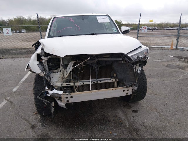 JTEZU5JR5G5132640 Toyota 4runner Sr5 Premium