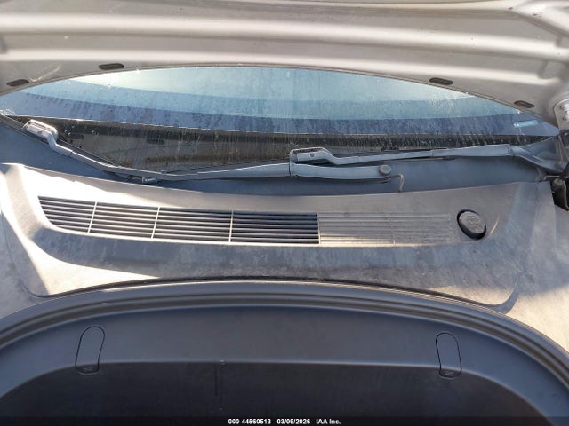 2018 TESLA MODEL 3 5YJ3E1EB3JF083411 Photo 9