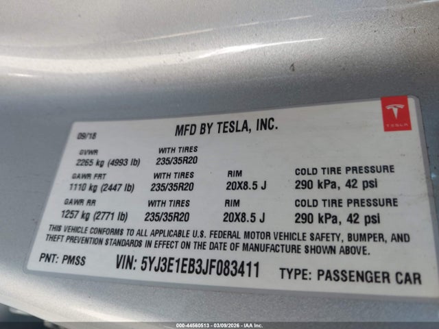 2018 TESLA MODEL 3 5YJ3E1EB3JF083411 Photo 8