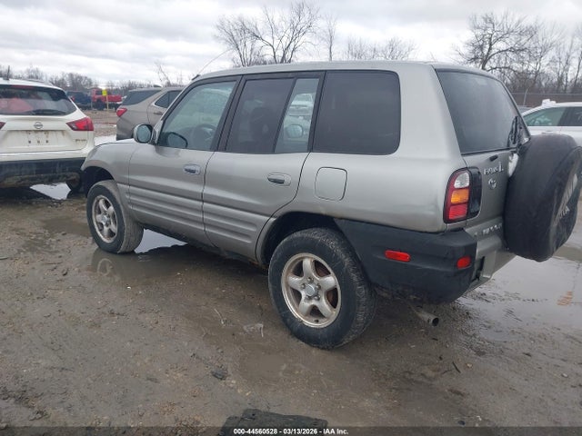 1999 TOYOTA RAV4 JT3HP10V6X7124182 Photo 2
