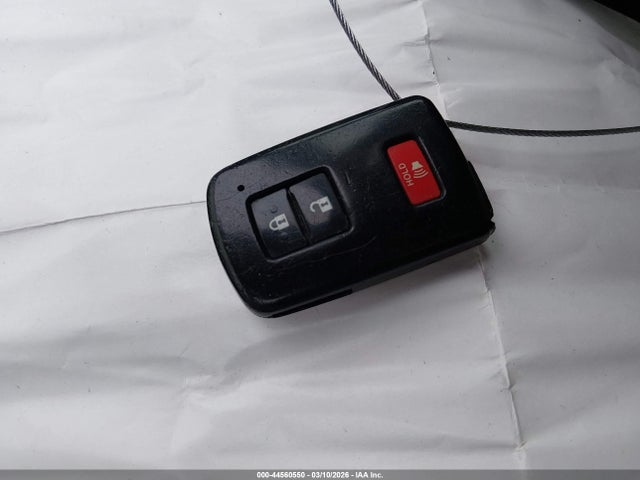 JTDKDTB31F1089988 Toyota Prius C Four