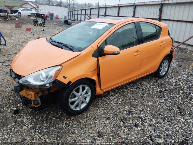 JTDKDTB31F1089988 Toyota Prius C Four