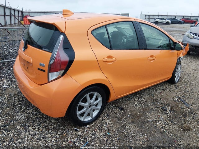 JTDKDTB31F1089988 Toyota Prius C Four