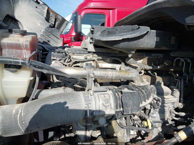 44560577 :رقم المزاد ، 3AKJGLDR2ESFL2754 vin ، 2014 Freightliner Cascadia 125 مزاد بيع