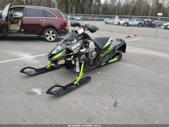 4UF18SNW8JT103780 Arctic Cat Xf9000 Sno Pro Ltd