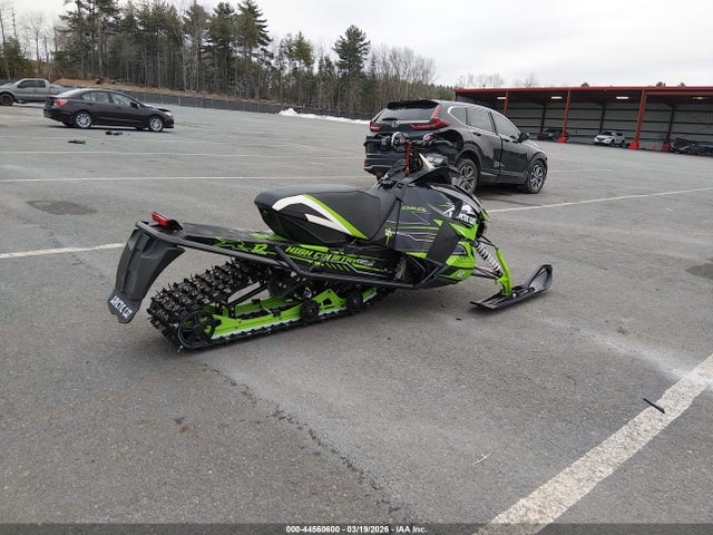 4UF18SNW8JT103780 Arctic Cat Xf9000 Sno Pro Ltd