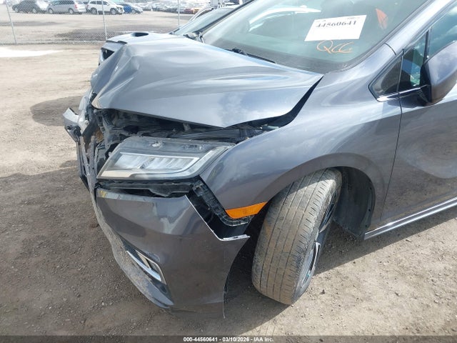 Honda Odyssey Elite 2018 5FNRL6H94JB054201 Image 16