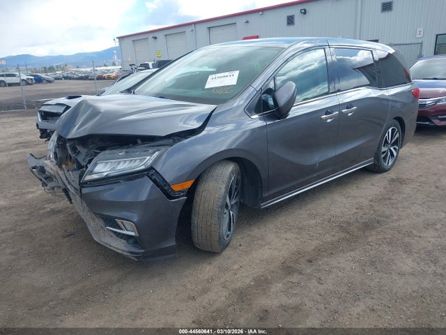 Honda Odyssey Elite 2018 5FNRL6H94JB054201 Image 2