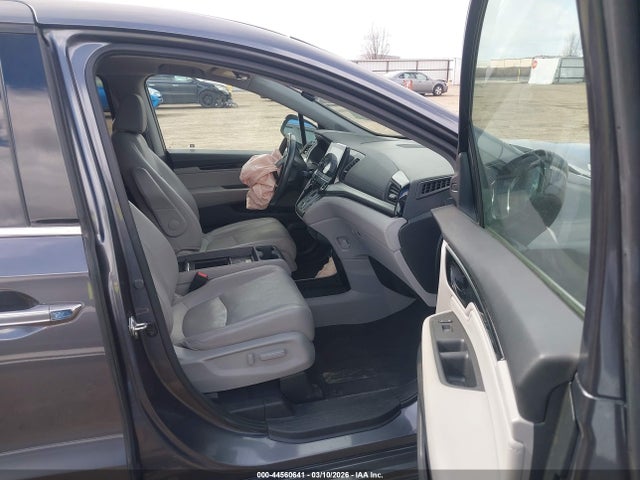 Honda Odyssey Elite 2018 5FNRL6H94JB054201 Image 5
