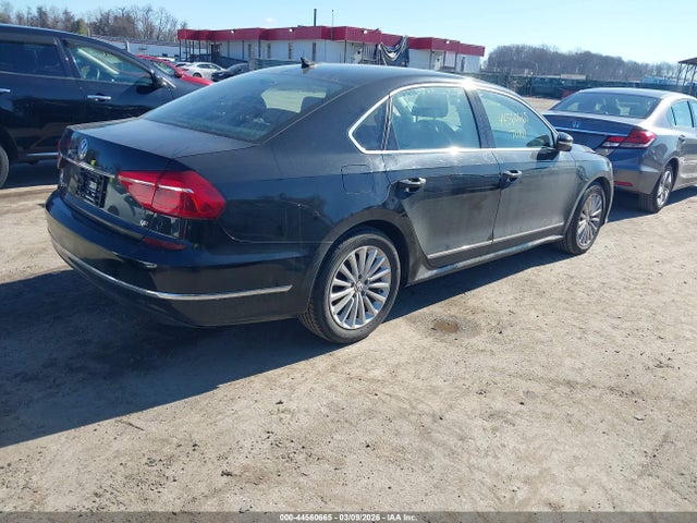 44560665 :رقم المزاد ، 1VWBT7A37GC009656 vin ، 2016 Volkswagen Passat 1.8t Se مزاد بيع