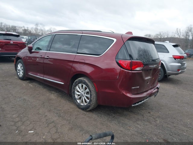 Продажа на аукционе авто 2019 Chrysler Pacifica Touring L, vin: 2C4RC1BG1KR626440, номер лота: 44560687