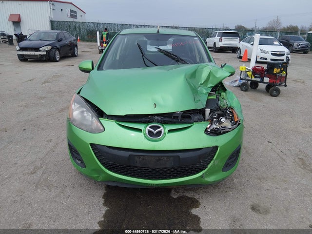 44560726 :رقم المزاد ، JM1DE1HY2B0104222 vin ، 2011 Mazda Mazda2 Sport مزاد بيع
