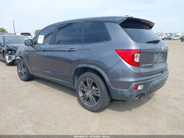 2021 HONDA PASSPORT 5FNYF7H54MB011729 Photo 2