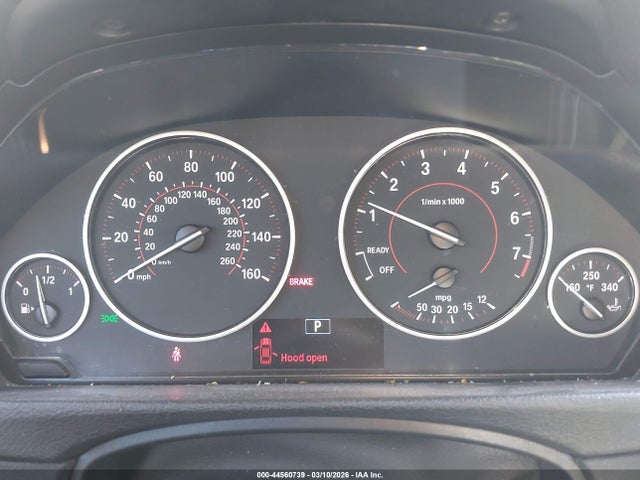 2015 Bmw 328i მანქანა იყიდება აუქციონზე, vin: WBA3A5C59FP605338, აუქციონის ნომერი: 44560739