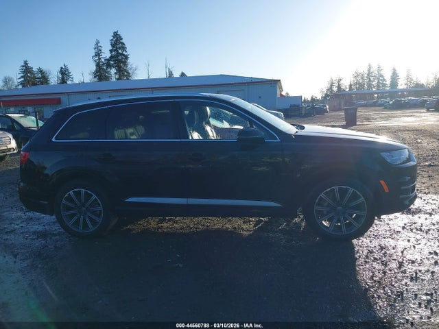44560788 :رقم المزاد ، WA1LHAF72HD037002 vin ، 2017 Audi Q7 2.0t Premium مزاد بيع