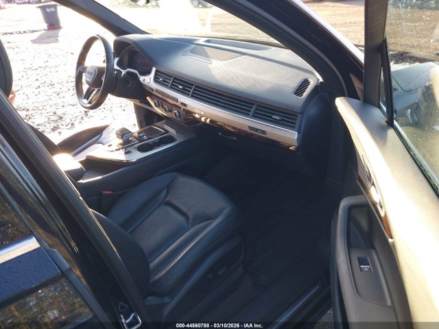 44560788 :رقم المزاد ، WA1LHAF72HD037002 vin ، 2017 Audi Q7 2.0t Premium مزاد بيع